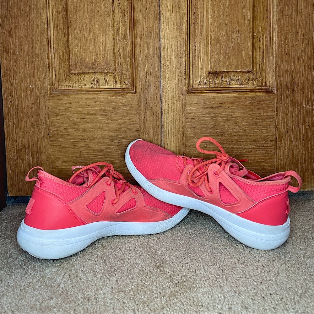 Pink Reebok Women’s sneaker - USA size 10